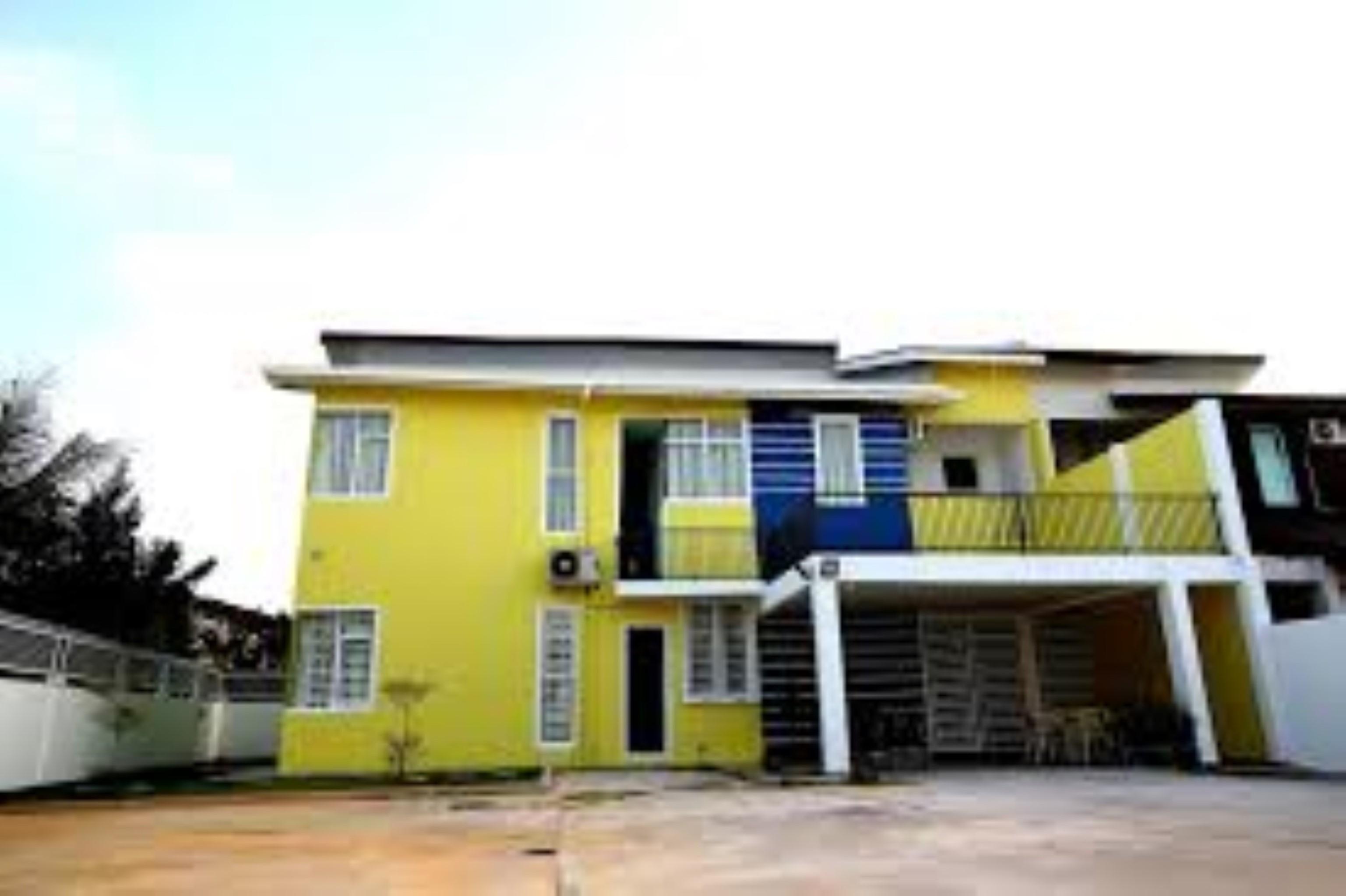 Oyo 90132 Come Inn Premium Kuala Terengganu Esterno foto