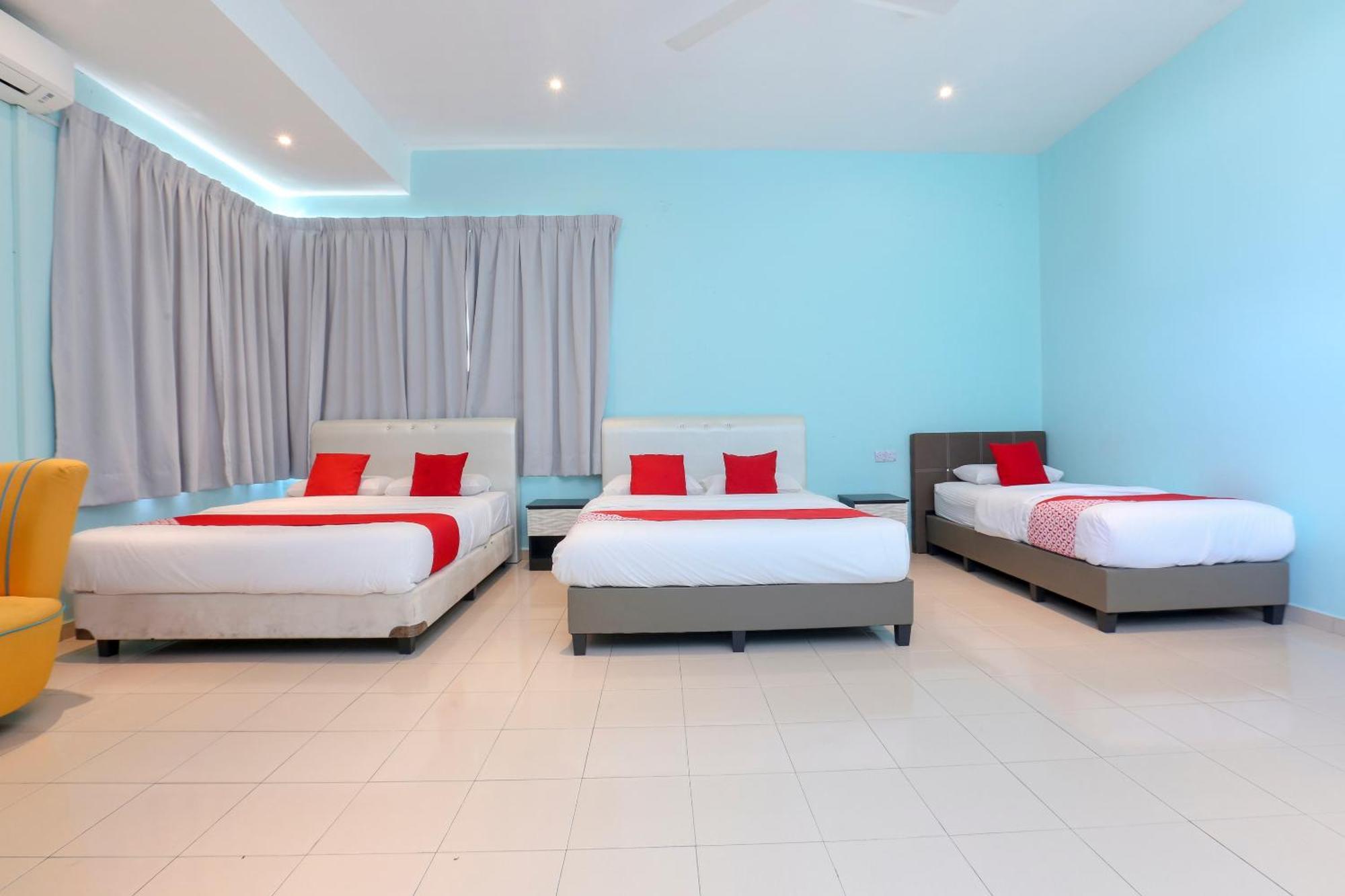 Oyo 90132 Come Inn Premium Kuala Terengganu Esterno foto