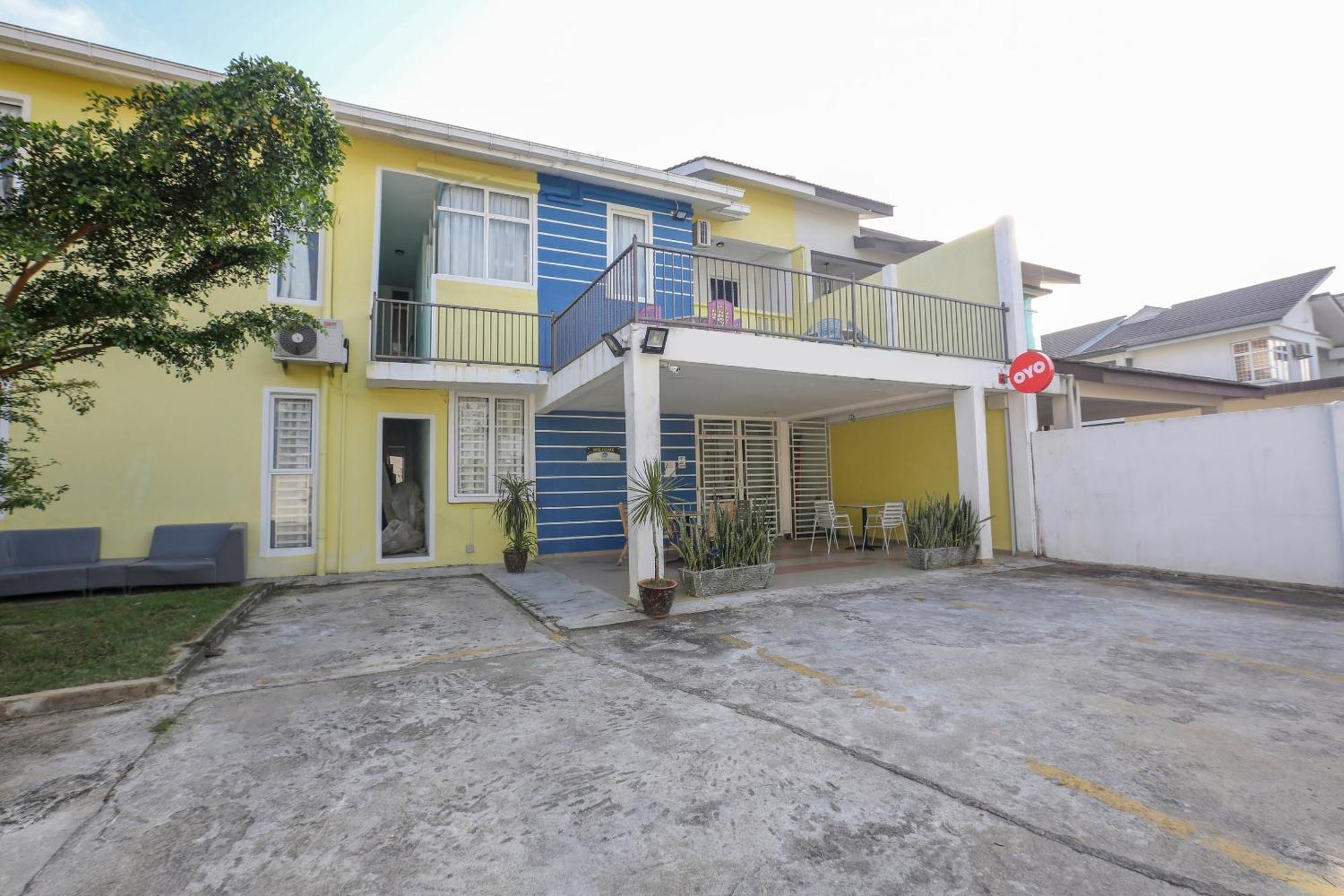 Oyo 90132 Come Inn Premium Kuala Terengganu Esterno foto
