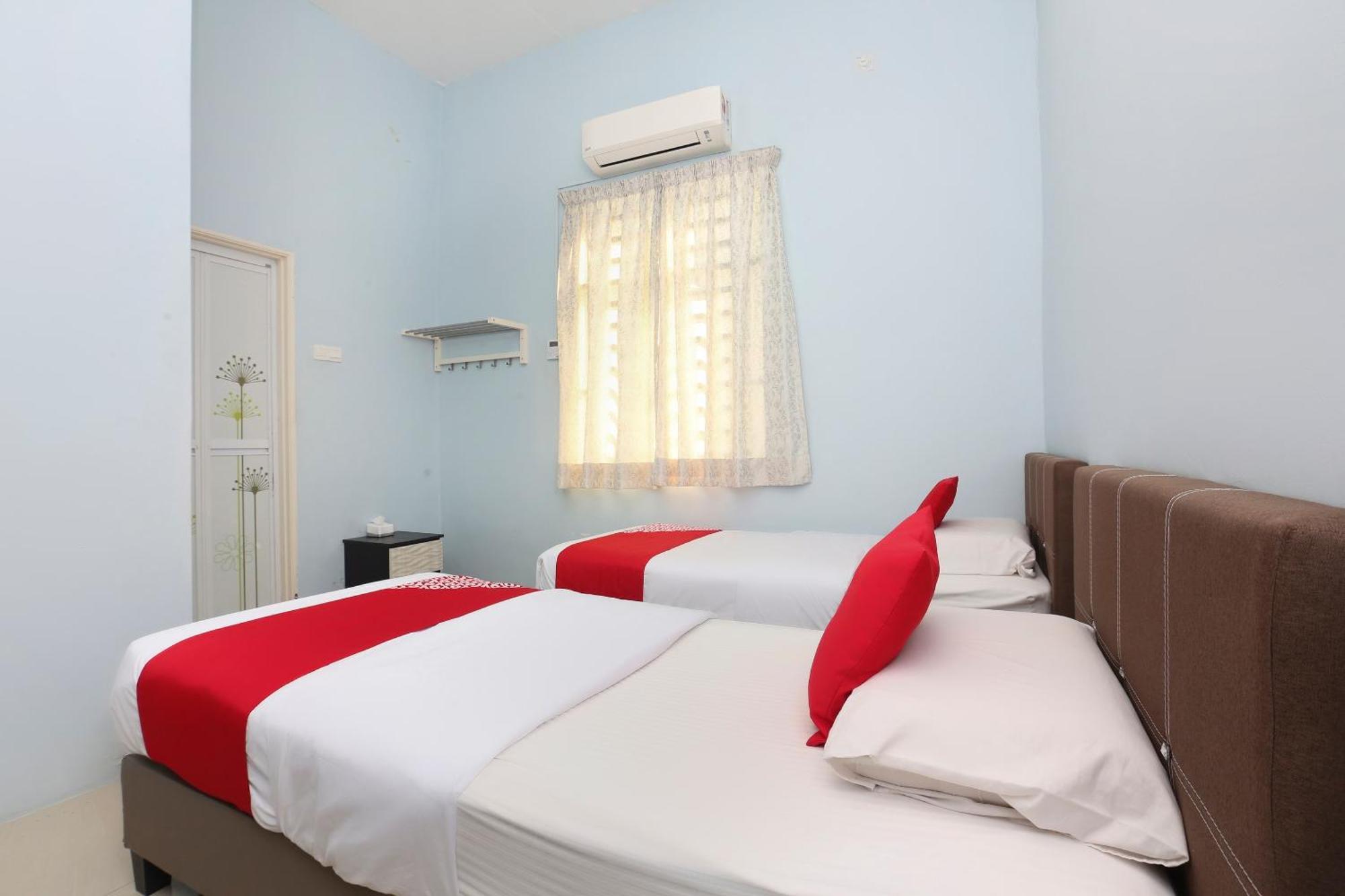 Oyo 90132 Come Inn Premium Kuala Terengganu Esterno foto