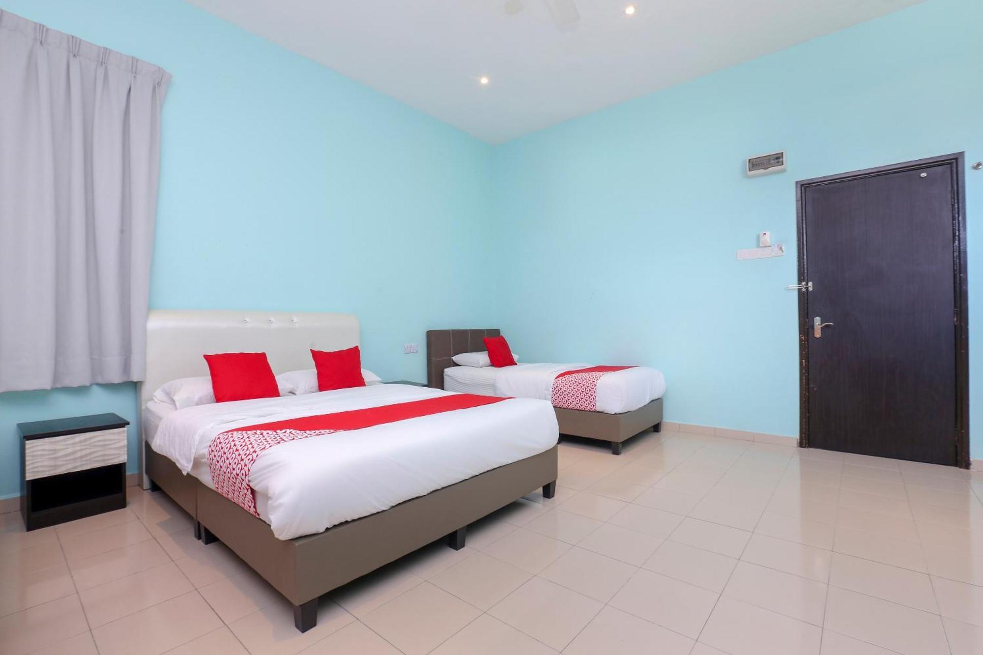 Oyo 90132 Come Inn Premium Kuala Terengganu Esterno foto